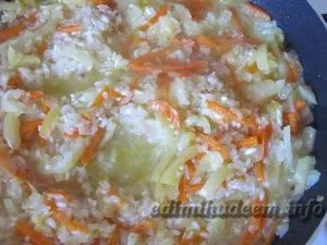 Курка, запечена в духовці цілком з рисом - їмо і худнемо (рисом) Курка, запечена в духовці цілком з рисом - їмо і худнемо