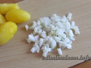 Курка, запечена в духовці цілком з рисом - їмо і худнемо (цілком) Курка, запечена в духовці цілком з рисом - їмо і худнемо