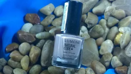 Лак для нігтів lumene