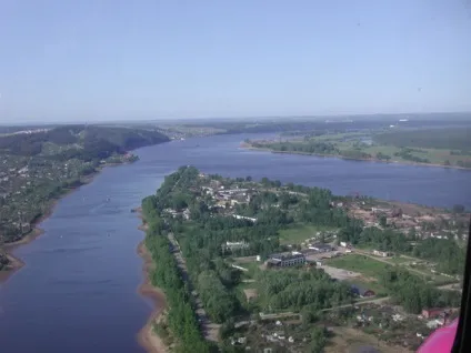 Куди впадає річка кама