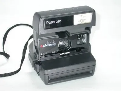 Polaroid 636 closeup відродження моментальної фотографії> цифрова фотографія (polaroid) Polaroid 636 closeup відродження моментальної фотографії> цифрова фотографія