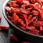 Користь і шкода відвару шипшини корисні властивості рослини для організму (відвар шипшини користь і шкода) Користь і шкода відвару шипшини корисні властивості рослини для організму