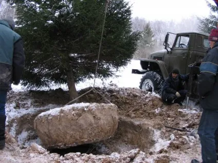 Посадка дерев крупномірів