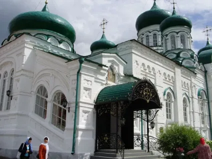 Раифский монастир, татарстан, Україна опис, фото, де знаходиться на карті, як дістатися (монастир) Раифский монастир, татарстан, Україна опис, фото, де знаходиться на карті, як дістатися