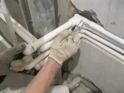 Розводка водопроводу в квартирі своїми руками, схема, відео (водопроводу) Розводка водопроводу в квартирі своїми руками, схема, відео