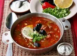Рецепт класичної солянки з картоплею (солянки) Рецепт класичної солянки з картоплею