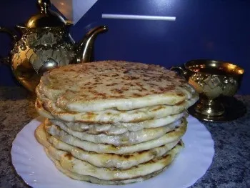 Рецепти приготування хичінов з сиром і картоплею (хичінов) Рецепти приготування хичінов з сиром і картоплею