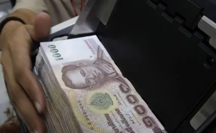 Рублі в Тайланді чи можна поміняти рублі на бати в Таїланді