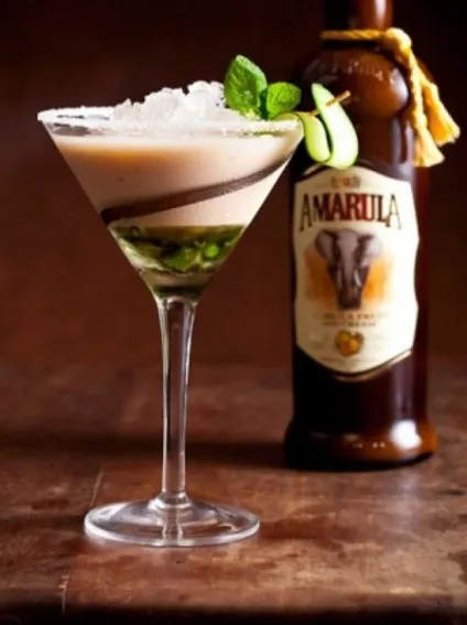 Лікер amarula (Амарула) особливості, рецепти коктейлів