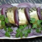 Салат з горбушей і маринованими огірками (Салат горбушей маринованими) Салат з горбушей і маринованими огірками