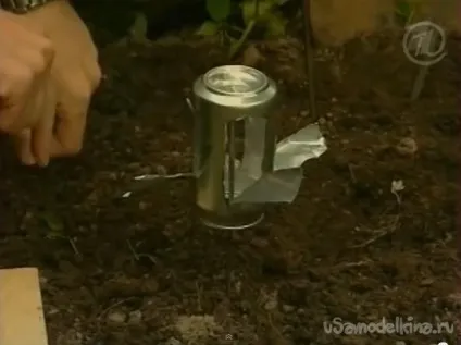 Саморобний пристрій для відлякування кротів