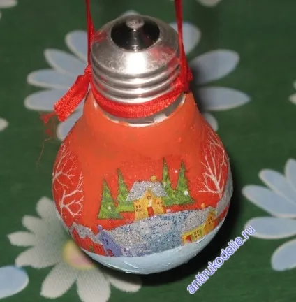 Саморобна ялинкова іграшка з лампочки (майстер-клас), антірукоделіе (лампочки) Саморобна ялинкова іграшка з лампочки (майстер-клас), антірукоделіе