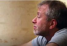 Шок! В Індії наречену змусили робити це прямо на весіллі! Це кошмар! () Шок! В Індії наречену змусили робити це прямо на весіллі! Це кошмар!
