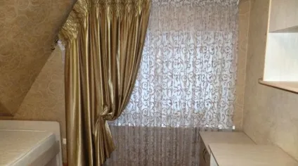 Штори на маленьке вікно вибір тканини і колірної гами (38 фото) (маленьке) Штори на маленьке вікно вибір тканини і колірної гами (38 фото)