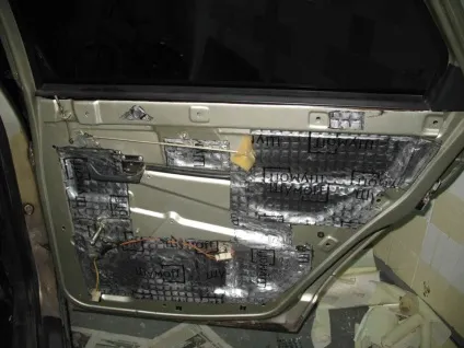 Шумоізоляція дверей ваз-2110 (Ultimate Sound Absorber) Шумоізоляція дверей ваз-2110