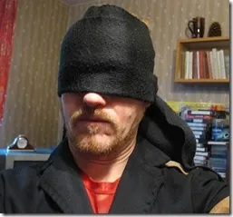 З широко відкритими очима