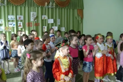 Сценарій конкурсу читців «а що у вас», присвяченого 100-річчю від дня народження з (річчю) Сценарій конкурсу читців «а що у вас», присвяченого 100-річчю від дня народження з