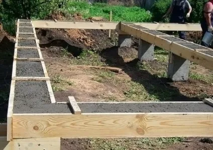 Стовпи для стовпчастого фундаменту (стовпи) Стовпи для стовпчастого фундаменту