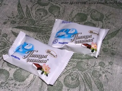 Весільні лебеді з цукерок