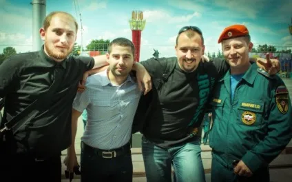 Так рано бог забирає до себе тільки найкращих ... (кращих) Так рано бог забирає до себе тільки найкращих ...