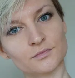Тональний крем essence - stay all day - старий друг краще нових двох (beauty reporters) Тональний крем essence - stay all day - старий друг краще нових двох
