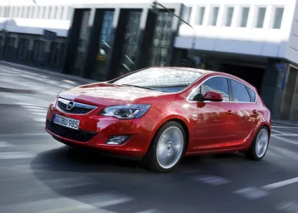 Топ-10 хетчбеків з «автоматами» до 800 000 рублів - автомобілі
