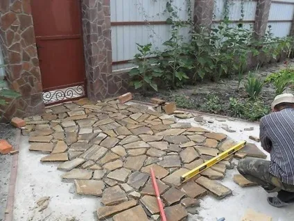 Технологія укладання природного каменю своїми руками загальні рекомендації, види укладання та каменю