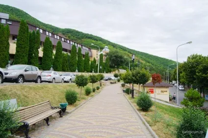Машук, провал, парк квітник, озеро Тамбукан - пятигорск (Машук) Машук, провал, парк квітник, озеро Тамбукан - пятигорск