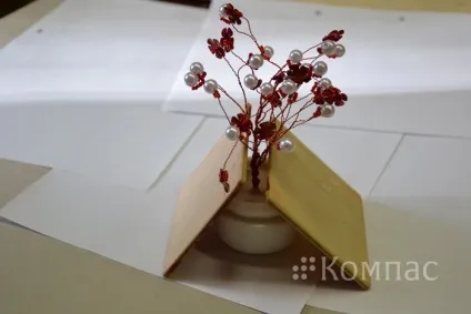 Майстер-клас декоративне дерево з бісеру, намистин і пайеток «квіти любові», всеукраїнські та (свідоцтво про публікацію) Майстер-клас декоративне дерево з бісеру, намистин і пайеток «квіти любові», всеукраїнські та