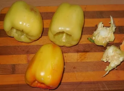 Маринований перець фарширований помідорами з часником - як маринувати фаршировані перці на (часником) Маринований перець фарширований помідорами з часником - як маринувати фаршировані перці на