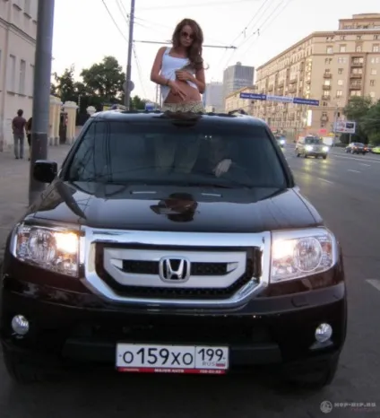 Машини українських реперів