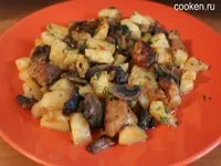 Тушкована картопля з м'ясом і грибами - рецепт з фото (м'ясом) Тушкована картопля з м'ясом і грибами - рецепт з фото