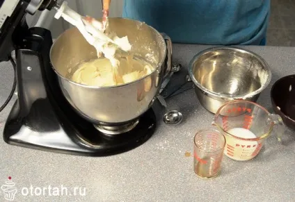 торт веселка