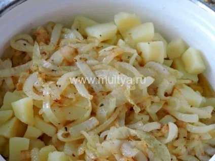 Варену картоплю з маслом і цибулею (картопля) Варену картоплю з маслом і цибулею