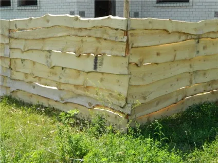 Огорожа з необрізної дошки своїми руками фото, схеми, креслення, відео (руками) Огорожа з необрізної дошки своїми руками фото, схеми, креслення, відео