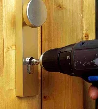 Заклинило замок, застряг ключ причини поломки дверних замків (застряг) Заклинило замок, застряг ключ причини поломки дверних замків