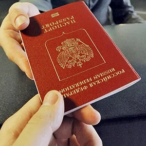 Закордонний паспорт боржникам, оформлення закордонного паспорта з боргами