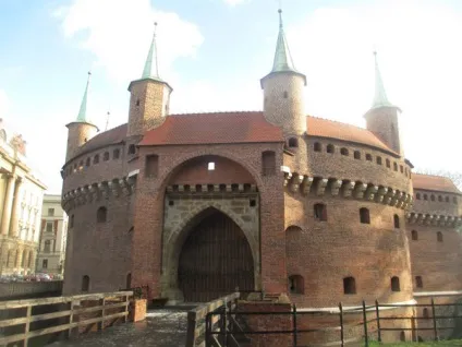 Бастіон барбакан, краков, польща опис, фото, де знаходиться на карті, як дістатися (опис) Бастіон барбакан, краков, польща опис, фото, де знаходиться на карті, як дістатися