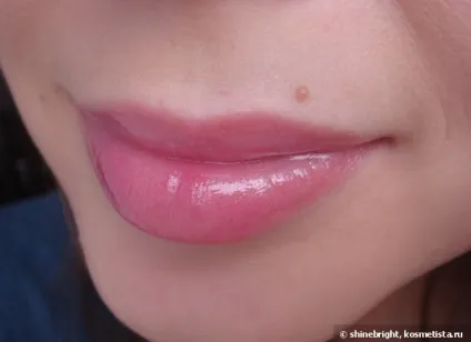 Блиск для губ revlon super lustrous lip gloss в відтінках 205, 210, 215, 225, 235, 240, 255 відгуки (блиск для губ) Блиск для губ revlon super lustrous lip gloss в відтінках 205, 210, 215, 225, 235, 240, 255 відгуки