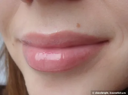 Блиск для губ revlon super lustrous lip gloss в відтінках 205, 210, 215, 225, 235, 240, 255 відгуки (блиск для губ) Блиск для губ revlon super lustrous lip gloss в відтінках 205, 210, 215, 225, 235, 240, 255 відгуки