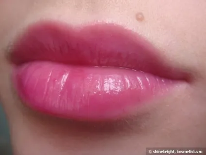 Блиск для губ revlon super lustrous lip gloss в відтінках 205, 210, 215, 225, 235, 240, 255 відгуки (декоративна косметика) Блиск для губ revlon super lustrous lip gloss в відтінках 205, 210, 215, 225, 235, 240, 255 відгуки