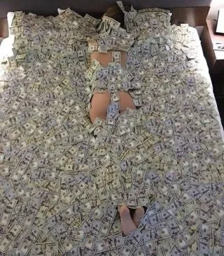 Будки-палаци для собак, вартістю до £ 170 000, вибухові новини рунета