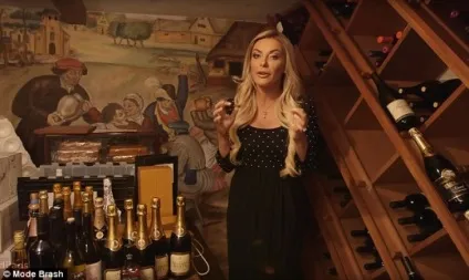 Багато жити не заборониш як виглядає особняк власника playboy вартістю 200 млн доларів - (гучного реаліті-шоу Girls) Багато жити не заборониш як виглядає особняк власника playboy вартістю 200 млн доларів -
