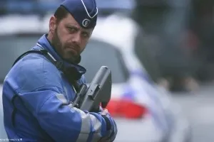 Світ «він поводився як справжній офіцер» - змі express (справжній) Світ «він поводився як справжній офіцер» - змі express