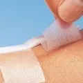 Чим відтерти клей від пластиру з шкіри - огляд засобів, способи, відгуки (коштів) Чим відтерти клей від пластиру з шкіри - огляд засобів, способи, відгуки