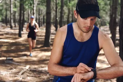 Чим відрізняється темп бігу від швидкості, Інфія, біжи з adidas