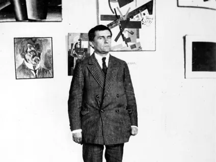 Чорний квадрат Казимира Малевича приховує дві кольорові картини (Малевич) Чорний квадрат Казимира Малевича приховує дві кольорові картини