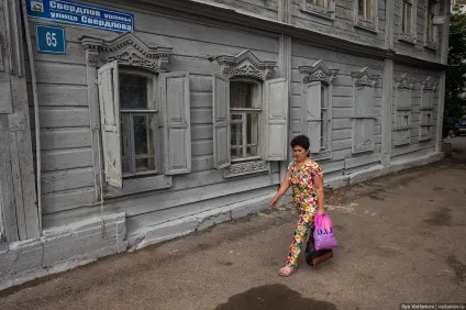Що робити з бездомними -