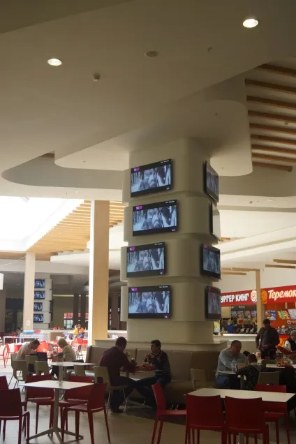 Що таке системи digital signage - цифрові конструкції, встановлені в громадських місцях і (цифрові) Що таке системи digital signage - цифрові конструкції, встановлені в громадських місцях і