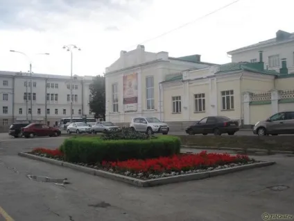 Квіти в Запоріжжі фотографії клумб, ekb-grad (березі Міського ставка) Квіти в Запоріжжі фотографії клумб, ekb-grad